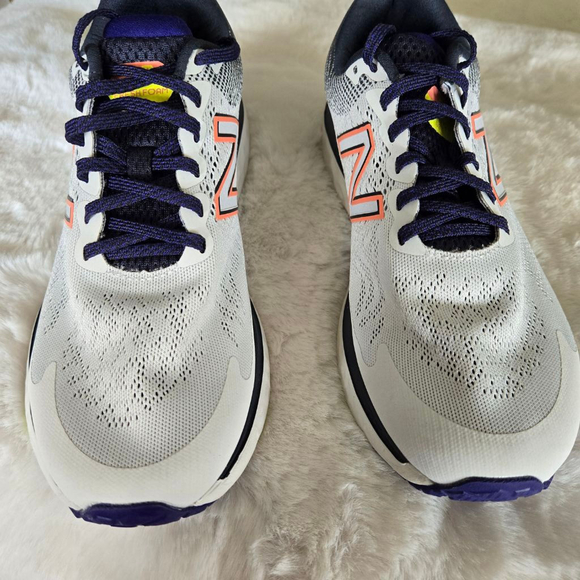 EUC Women's New Balance Fresh Foam 680 Running Shoes size 8.5 W680LW7 - Picture 5 of 14